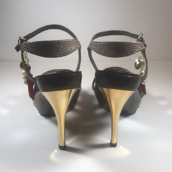 Report Signature - Picture 9 of 12